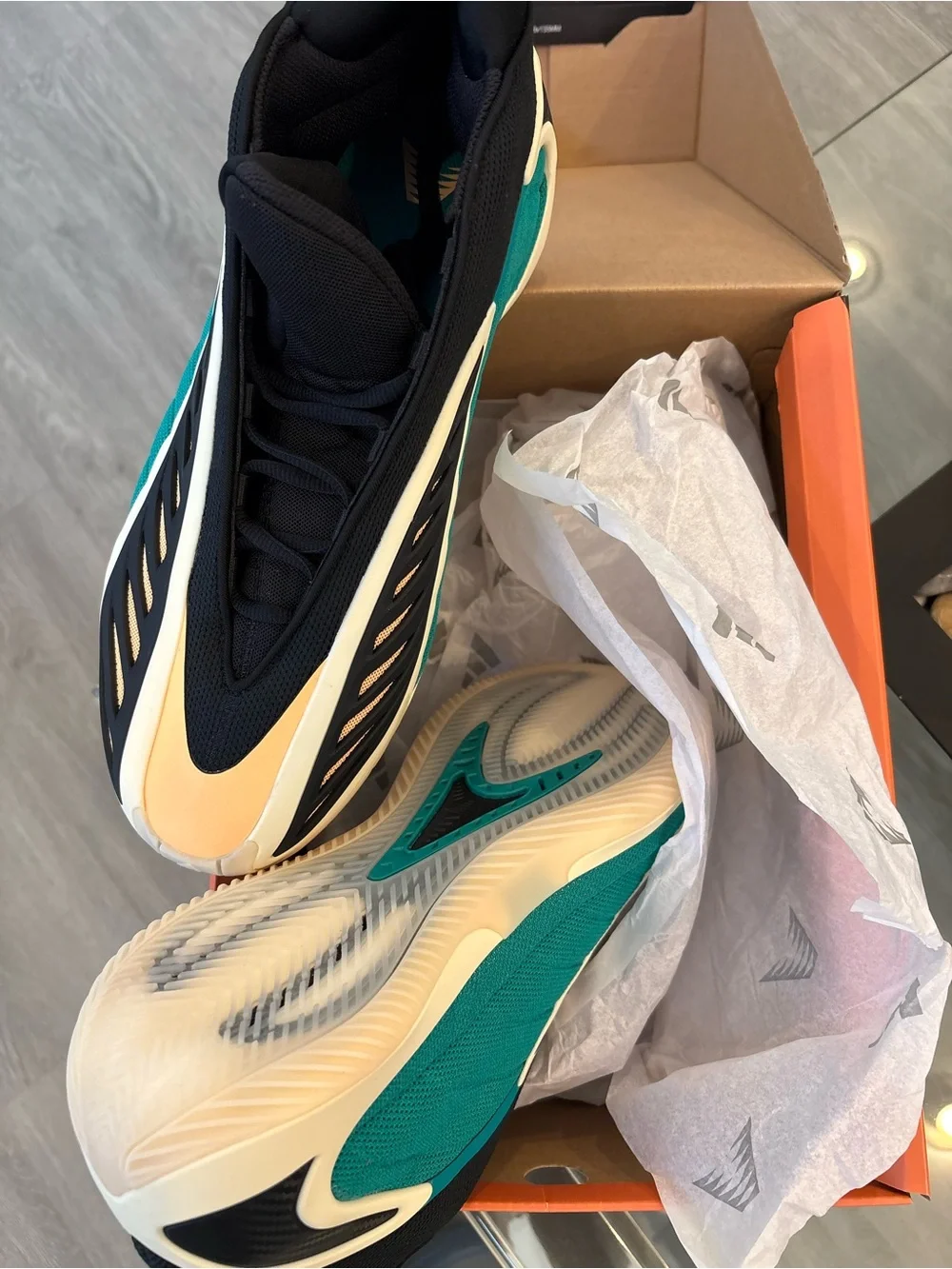 adidas ae2s size
